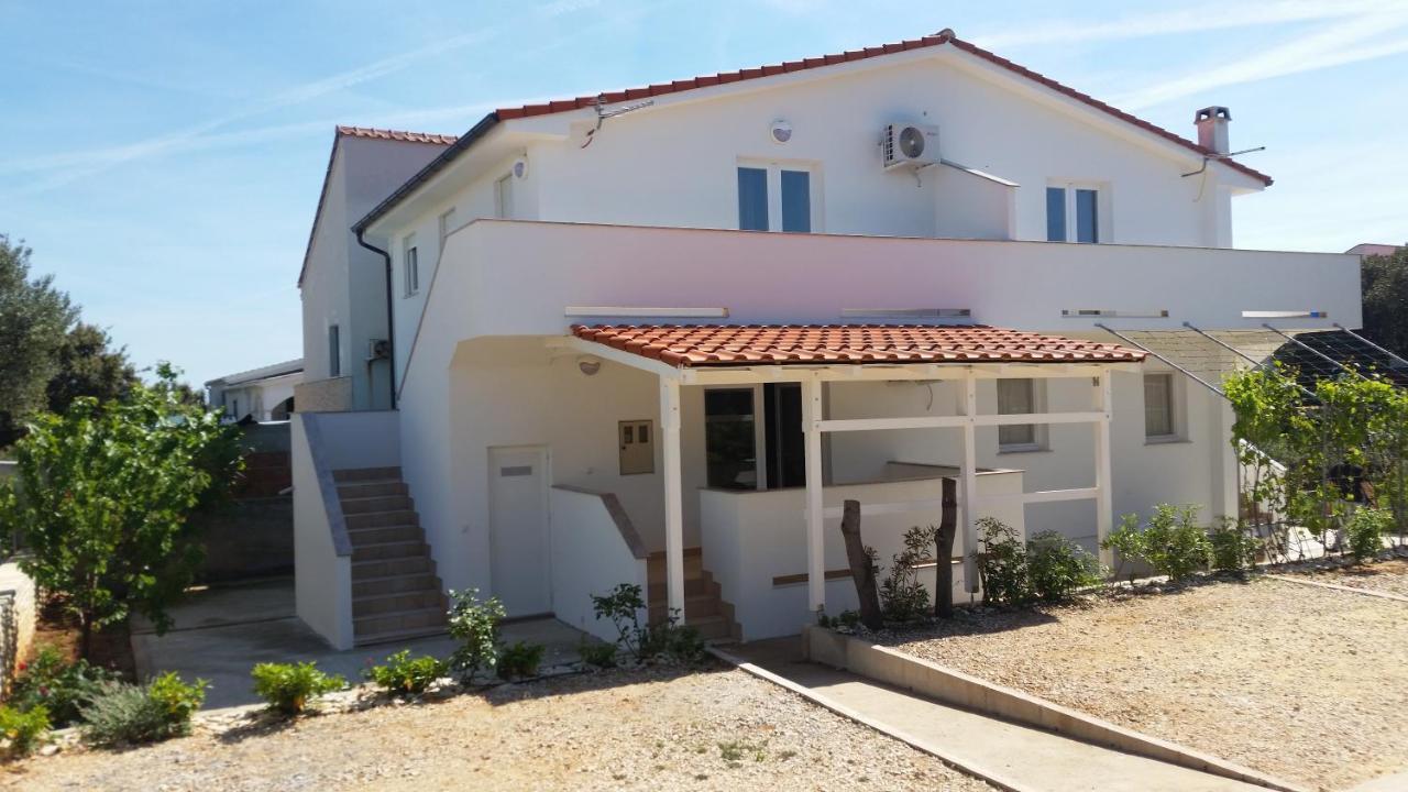 Apartments Maretic Mandre Exterior foto