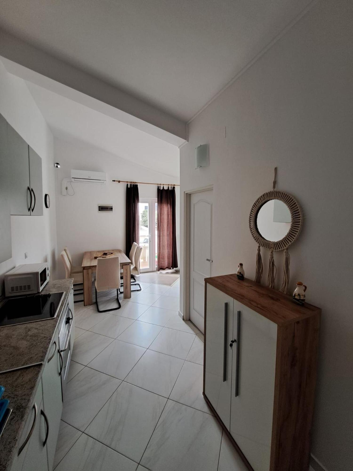 Apartments Maretic Mandre Exterior foto